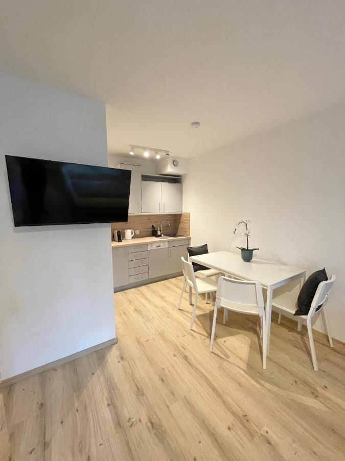 Ferienwohnung #Family & Friends# Ruhig, Gruen, Gleich In Der City Wien Exterior foto